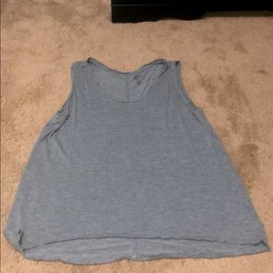 Gray tank top with a pocket